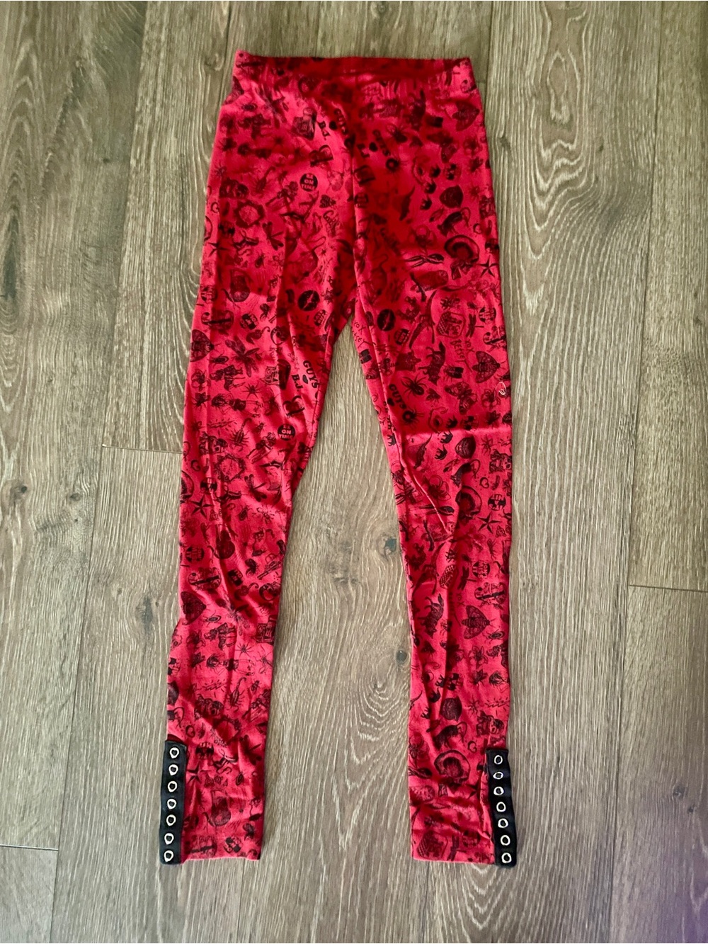 Betsey Johnson Red Patterned Leggings with Snap Cuff at Ankles - Size S